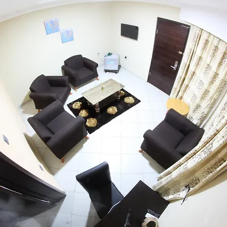 Celia'S Suites Abeokuta Exterior photo