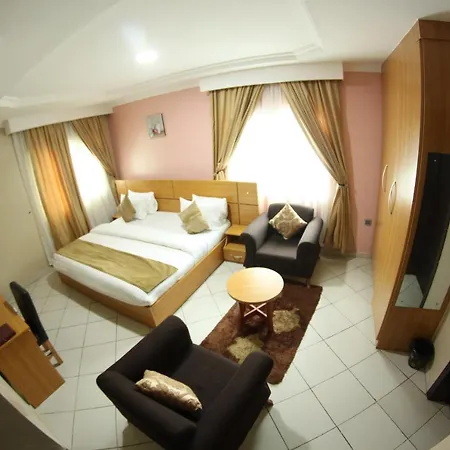 Celia'S Suites Abeokuta Exterior photo