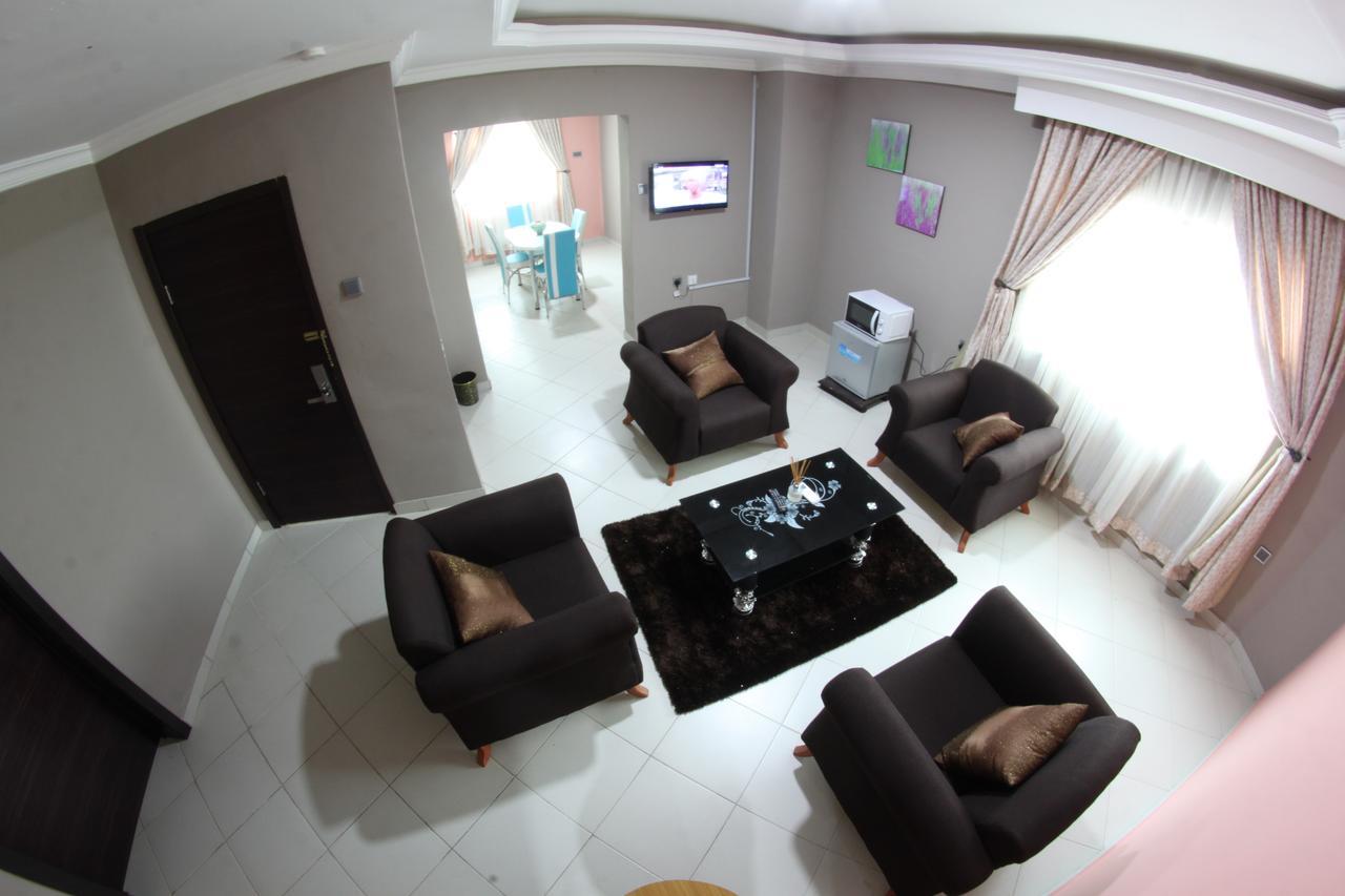 Hotel Celia's